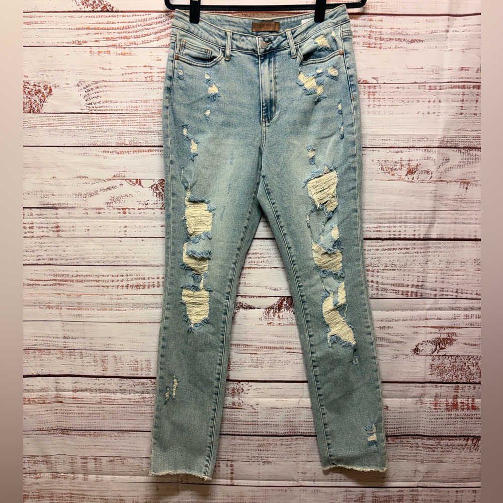 Judy Blue High Rise Boyfriend Distressed Jeans